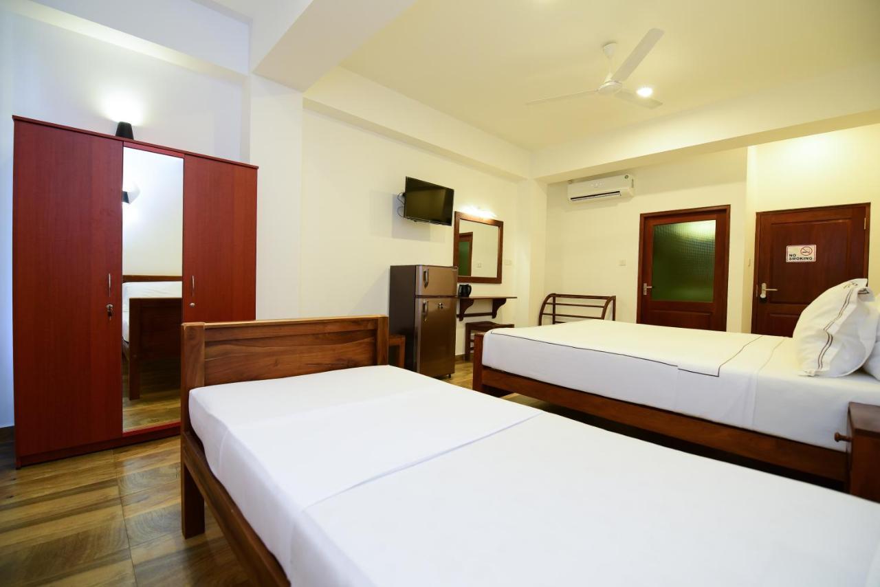 Chaaya Inn Hotel Hikkaduwa Exterior foto